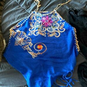 Small sized hand designed top